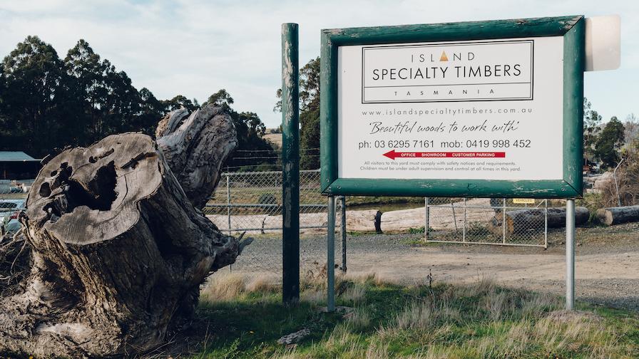 Island Specialty Timbers Sign