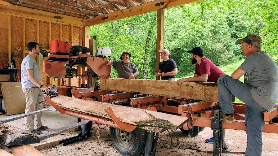 Narrow Gate with portable sawmill