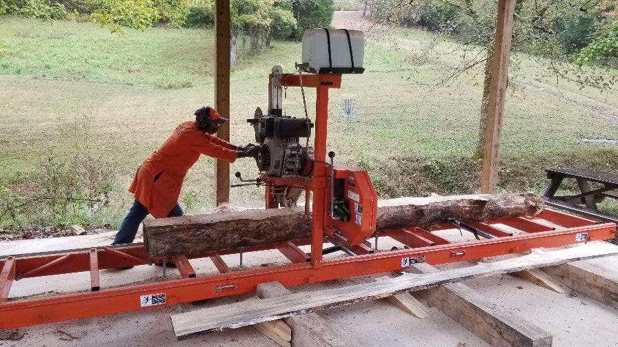 Narrow Gate portable sawmill