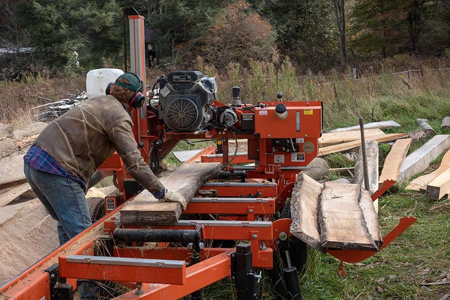 Wood-Mizer LT35 Hydraulic Sawmill with slabs